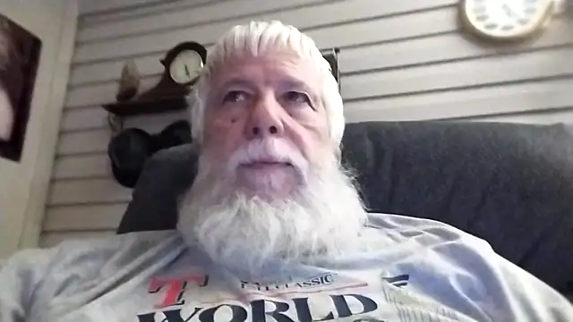 Snapshot of Futura_intx chatting on 02.03.26 Futura intx online show from 02.03.26