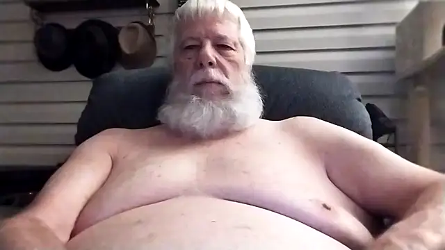 Snapshot of Futura_intx chatting on 02.04.26 Futura intx online show from 02.04.26