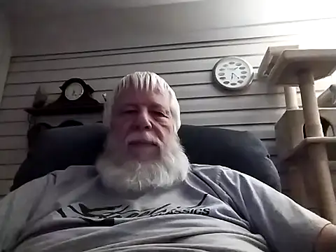 Snapshot of Futura_intx chatting on 02.16.26 Futura intx online show from 02.16.26