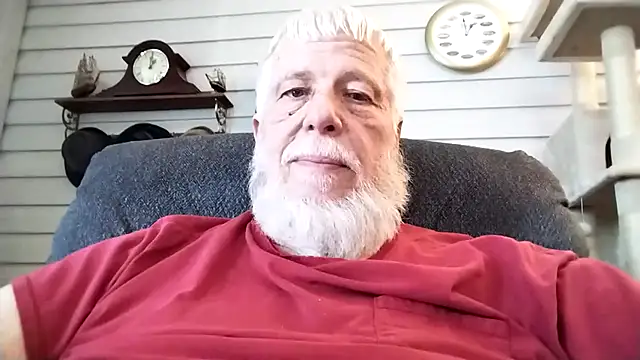 Snapshot of Futura_intx chatting on 02.23.26 Futura intx online show from 02.23.26