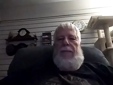 Snapshot of Futura_intx chatting on 03.03.26 Futura intx online show from 03.03.26