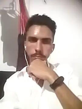 MagrinhoSaradoo online show from 02.23.25