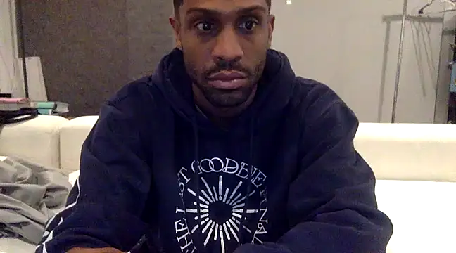 Snapshot of mileshighclub420 chatting on 01.06.25 mileshighclub420 online show from 01.06.25