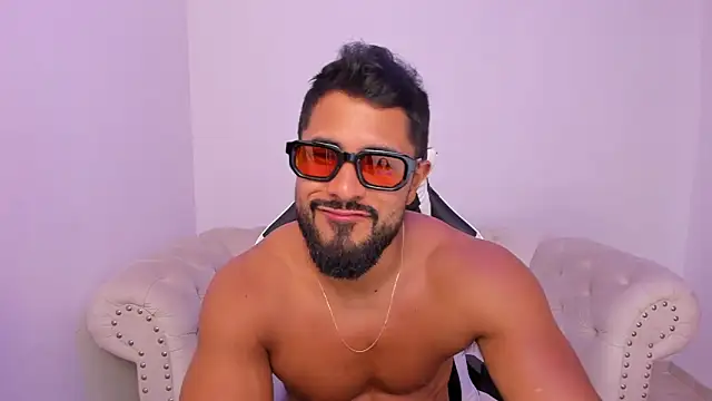 Santiago huntt online show from 03.13.26