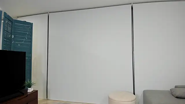 Lularose6 online show from 03.04.25