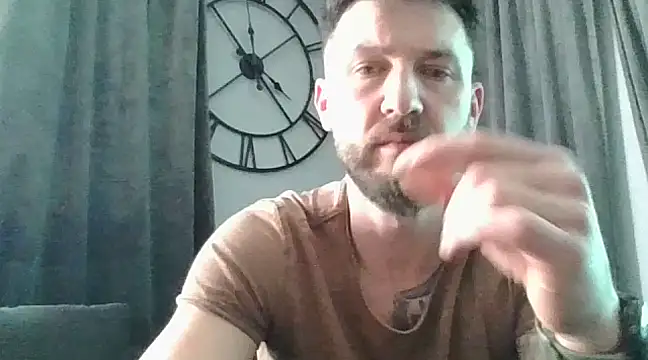 Snapshot of realdilf chatting on 03.15.25 realdilf online show from 03.15.25