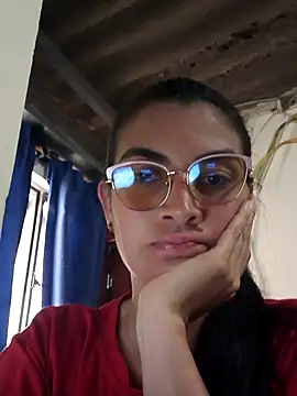 Snapshot of blue_and_whithe chatting on 03.30.26 blue and whithe online show from 03.30.26