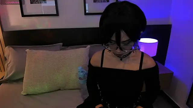 vi anaya online show from 02.26.26