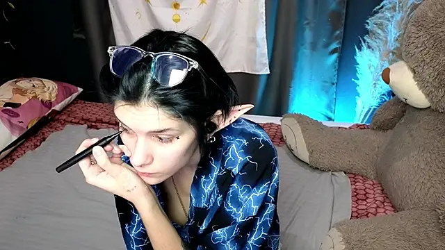 Hyeon Jin online show from 01.13.25