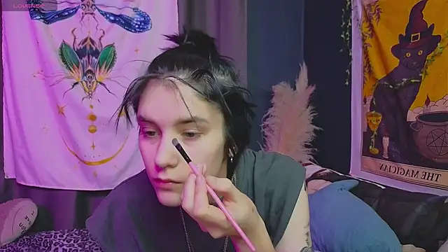 Hyeon Jin online show from 01.21.25