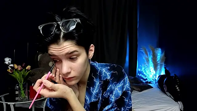 Hyeon Jin online show from 03.16.25