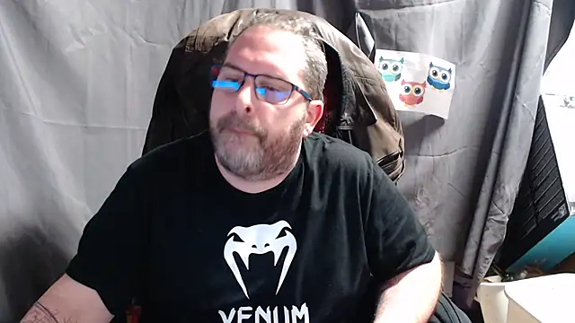 Snapshot of Streamlove77 chatting on 01.16.25 Streamlove77 online show from 01.16.25