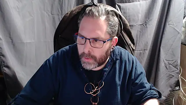 Snapshot of Streamlove77 chatting on 01.29.25 Streamlove77 online show from 01.29.25