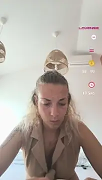 thefrenchkiss25 online show from 04.29.26