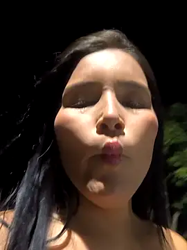 Snapshot of the_queen_of_street chatting on 02.18.26 the queen of street online show from 02.18.26