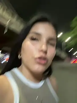 Snapshot of the_queen_of_street chatting on 07.16.26 the queen of street online show from 07.16.26
