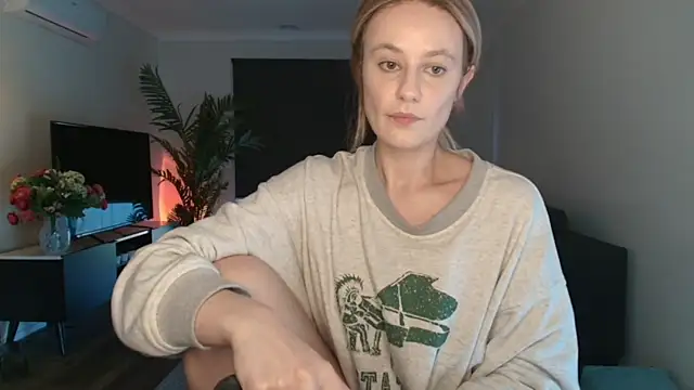 naughtykirra online show from 07.27.26