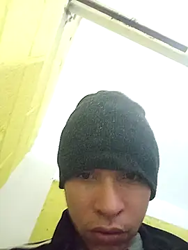 Snapshot of Javierjvl chatting on 01.18.25 Javierjvl online show from 01.18.25