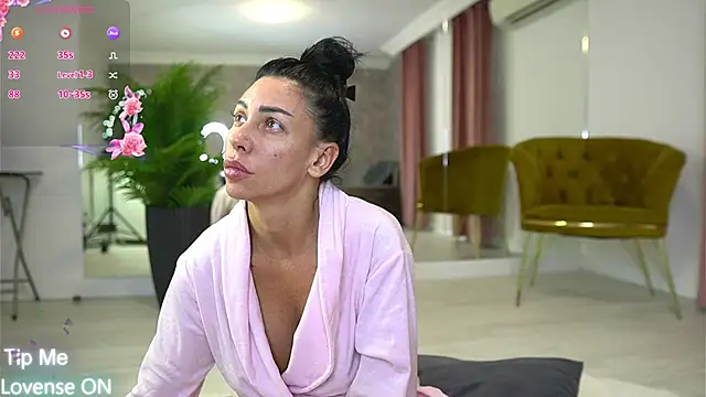 MyaBlack online show from 09.17.25