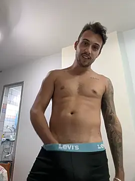Snapshot of carvalhofelipe chatting on 01.23.25 carvalhofelipe online show from 01.23.25