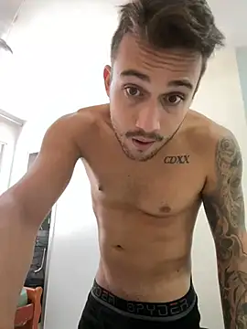 Snapshot of carvalhofelipe chatting on 02.10.25 carvalhofelipe online show from 02.10.25