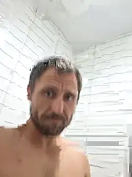 Snapshot of fuckmyface8 chatting on 09.30.25 fuckmyface8 online show from 09.30.25