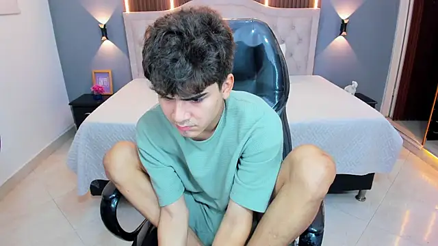 Tommy18   online show from 03.07.26