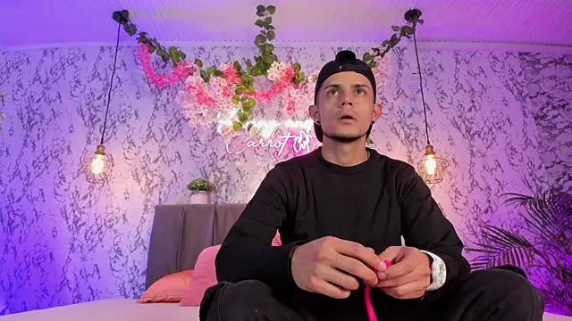 Bonny and carrot online show from 04.13.26