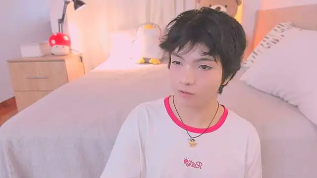 AllanYong18 online show from 02.19.26