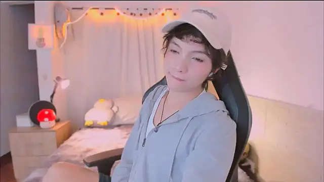 AllanYong18 online show from 04.15.26