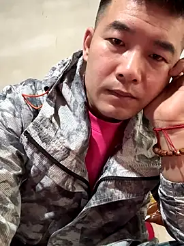 Snapshot of zxb757369 chatting on 10.05.25 zxb757369 online show from 10.05.25