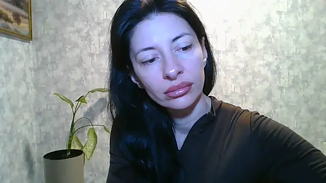 LissaBlossom online show from 05.18.26