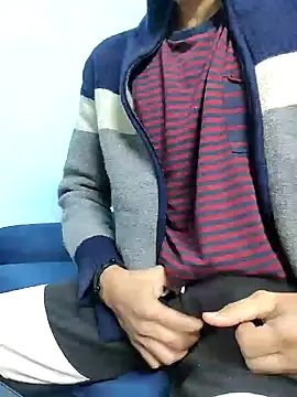 TOPMOON001 online show from 01.25.25