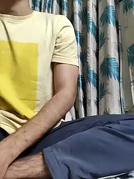 TOPMOON001 online show from 03.04.26