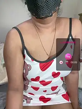 Snapshot of ArathyNambyarMallu chatting on 06.07.26 ArathyNambyarMallu online show from 06.07.26