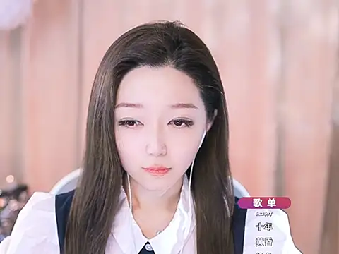 Snapshot of Zoe-99 chatting on 03.09.25 Zoe-99 online show from 03.09.25