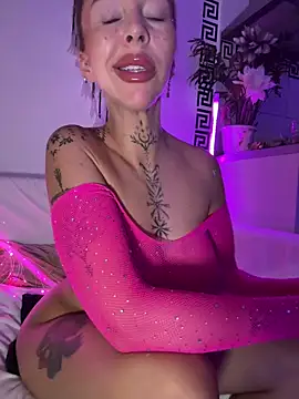 CheekyChels online show from 06.12.26