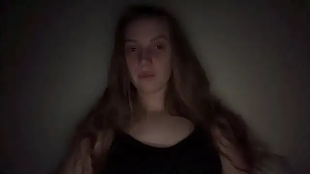 Snapshot of Ella-82 chatting on 02.28.25 Ella-82 online show from 02.28.25