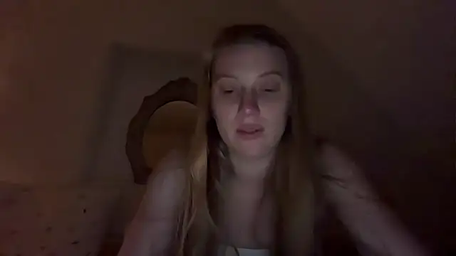 Snapshot of Ella-82 chatting on 06.24.26 Ella-82 online show from 06.24.26
