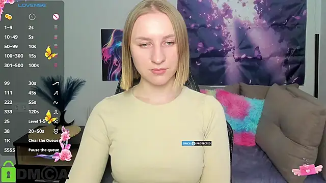 Snapshot of BeautyBlondy chatting on 05.13.26 BeautyBlondy online show from 05.13.26