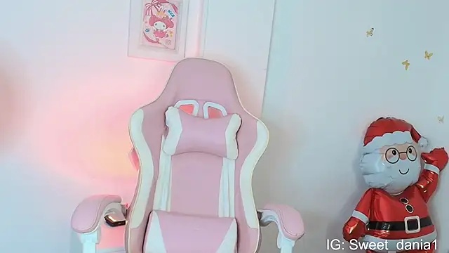 sweet dania  online show from 02.04.26