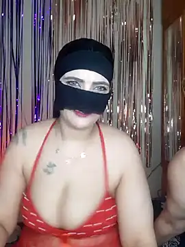 Snapshot of Mayan9 chatting on 02.04.25 Mayan9 online show from 02.04.25