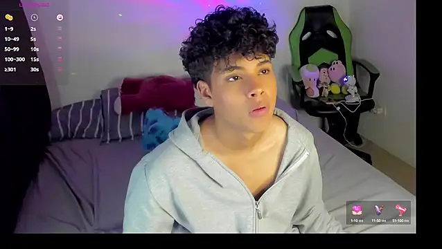 Snapshot of dani_angels__ chatting on 02.10.25 dani angels online show from 02.10.25