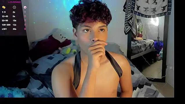 Snapshot of dani_angels__ chatting on 03.17.25 dani angels online show from 03.17.25