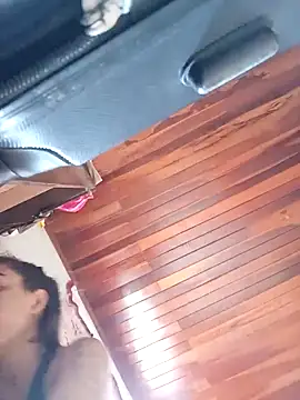 Snapshot of oliveira_k chatting on 03.20.26 oliveira k online show from 03.20.26