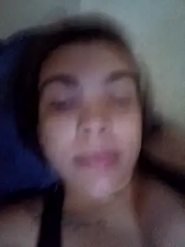 Snapshot of oliveira_k chatting on 03.27.26 oliveira k online show from 03.27.26