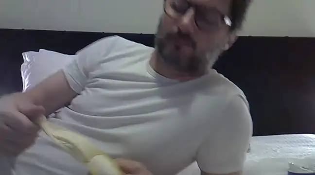 Snapshot of Cellino4 chatting on 02.24.25 Cellino4 online show from 02.24.25