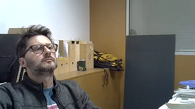 Snapshot of Cellino4 chatting on 03.17.25 Cellino4 online show from 03.17.25