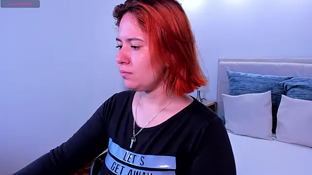 zoes milee online show from 01.24.25