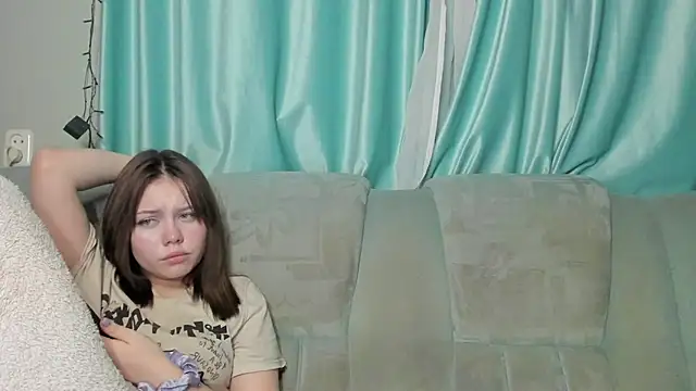 honey love honeyy online show from 01.25.25